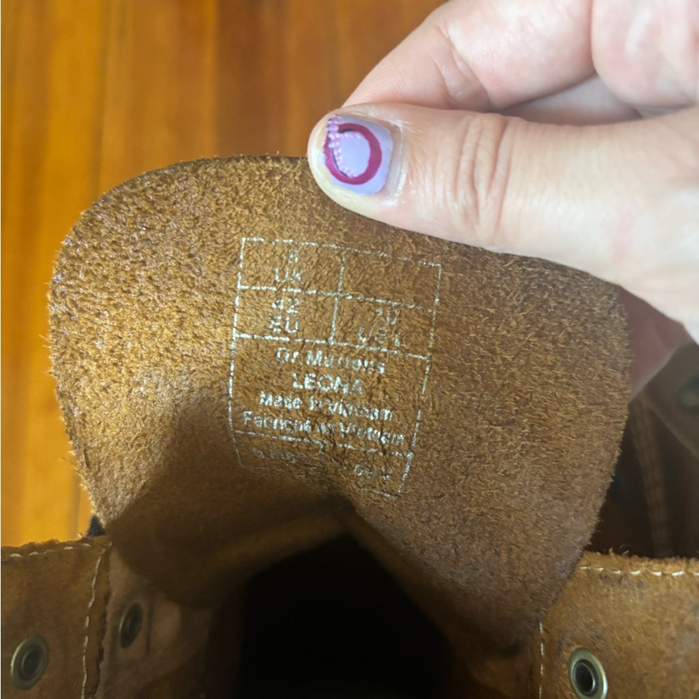 Dr. Marten brown leather Leona platform boots - Picture 5 of 5